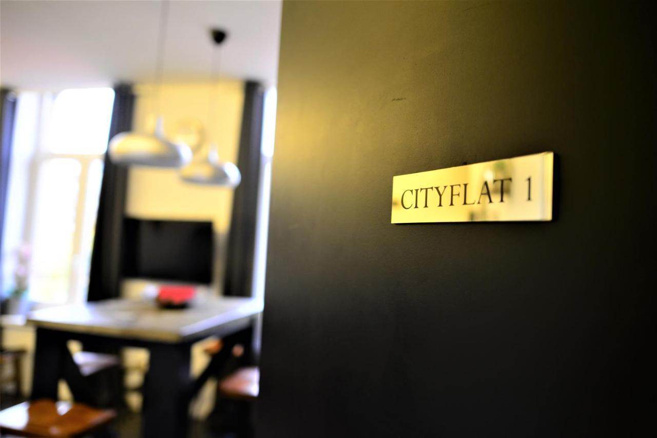 Sleep Inn - Industrial Flat Citycenter Antwerpen Buitenkant foto