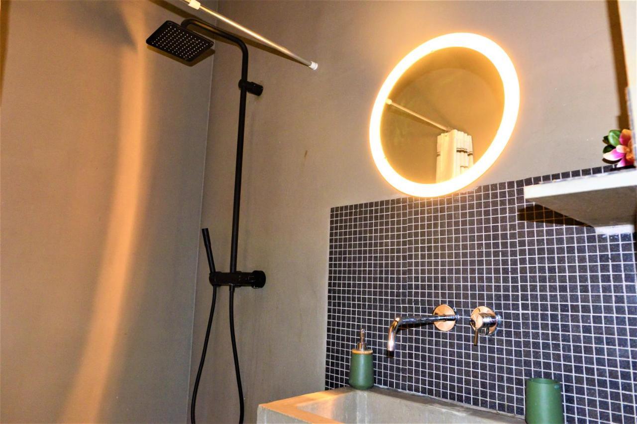Sleep Inn - Industrial Flat Citycenter Antwerpen Buitenkant foto